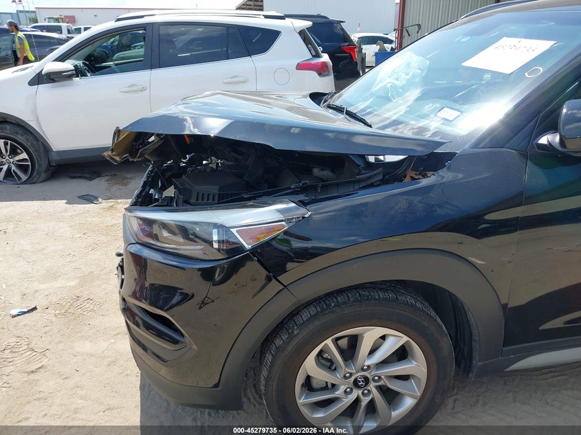 2017 Hyundai Tucson VIN KM8J33A4XHU382214 IAAI salvage auction — FRONT END, Salvage Title, sold $2,600 on 2026-07-20 (photo 6)