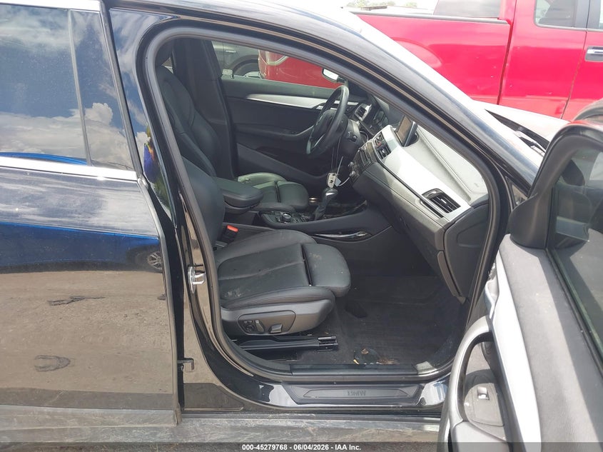 2018 BMW X2 VIN WBXYJ5C37JEF76732 IAAI salvage auction — BIO HAZARD, Salvage Title, sold $1,650 on 2026-07-28 (photo 5)