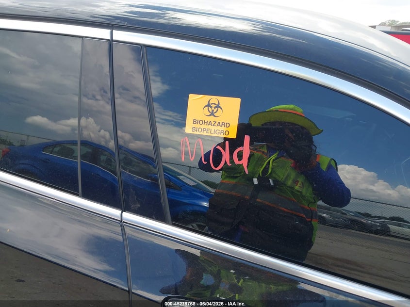 2018 BMW X2 VIN WBXYJ5C37JEF76732 IAAI salvage auction — BIO HAZARD, Salvage Title, sold $1,650 on 2026-07-28 (photo 6)