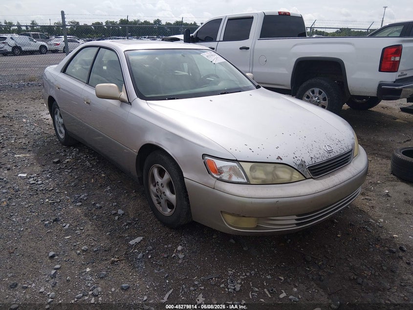 1998 Lexus Es 300 VIN JT8BF28G9W5042925 IAAI salvage auction — LEFT SIDE, Salvage (Louisiana), sold $225 on 2026-07-21 (photo 1)