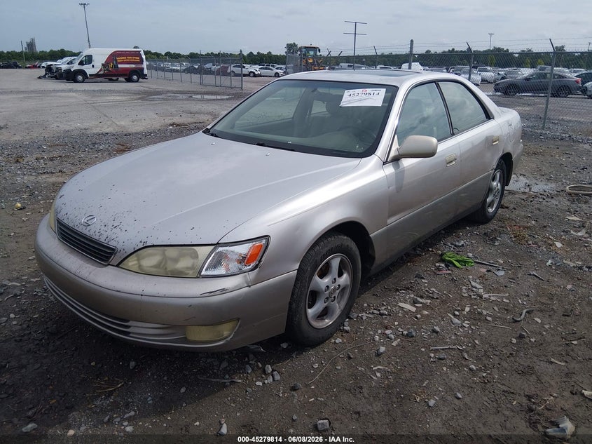 1998 Lexus Es 300 VIN JT8BF28G9W5042925 IAAI salvage auction — LEFT SIDE, Salvage (Louisiana), sold $225 on 2026-07-21 (photo 2)