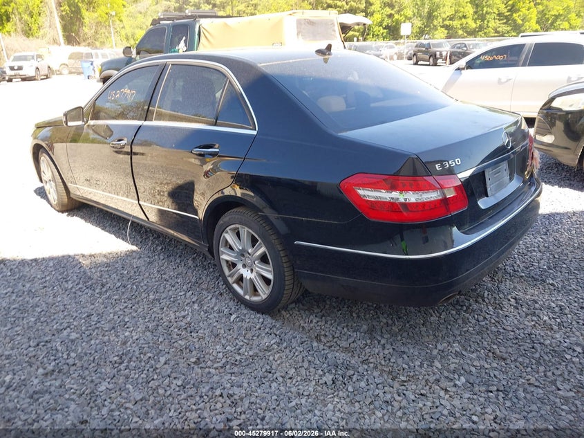 2013 Mercedes-benz E-klasse VIN WDDHF8JB8DA675875 IAAI salvage auction — NORMAL WEAR, Clear (New York), sold $850 on 2026-07-07 (photo 3)