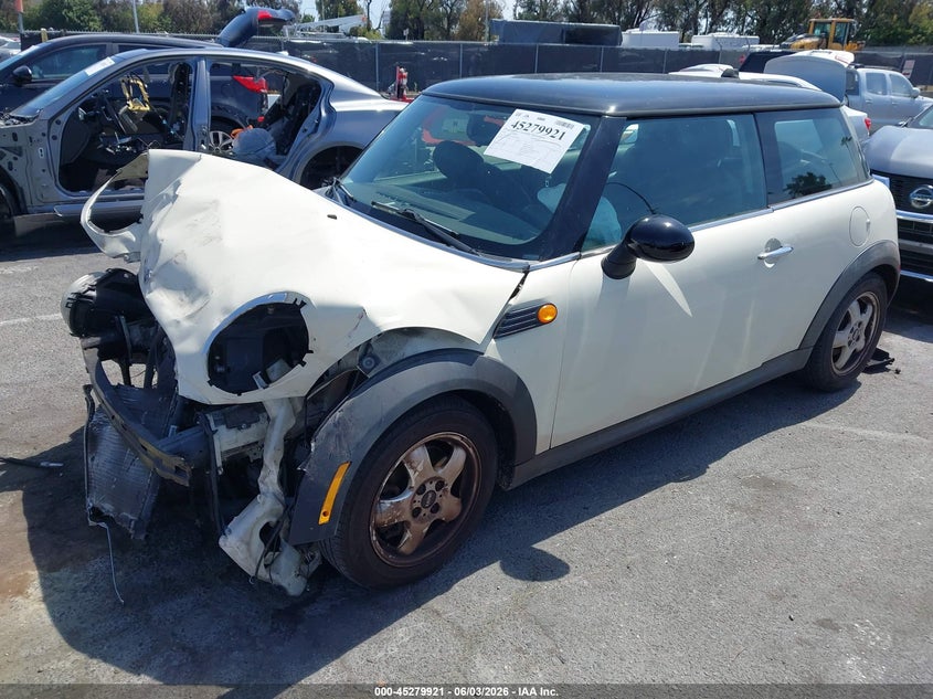 2010 Mini Cooper VIN WMWMF3C54ATZ65644 IAAI salvage auction — FRONT END, Salvage (California), sold $225 on 2026-07-30 (photo 2)