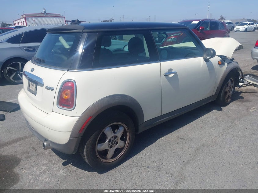 2010 Mini Cooper VIN WMWMF3C54ATZ65644 IAAI salvage auction — FRONT END, Salvage (California), sold $225 on 2026-07-30 (photo 4)