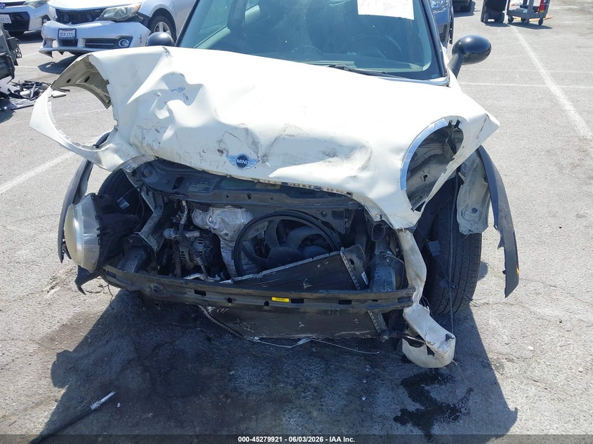 2010 Mini Cooper VIN WMWMF3C54ATZ65644 IAAI salvage auction — FRONT END, Salvage (California), sold $225 on 2026-07-30 (photo 6)