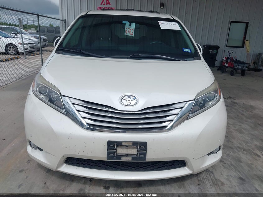 2015 Toyota Sienna VIN 5TDYK3DC7FS678415 IAAI salvage auction — WATER/FLOOD, Salvage Title, sold $3,600 on 2026-07-24 (photo 6)