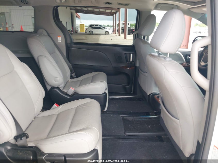 2015 Toyota Sienna VIN 5TDYK3DC7FS678415 IAAI salvage auction — WATER/FLOOD, Salvage Title, sold $3,600 on 2026-07-24 (photo 8)