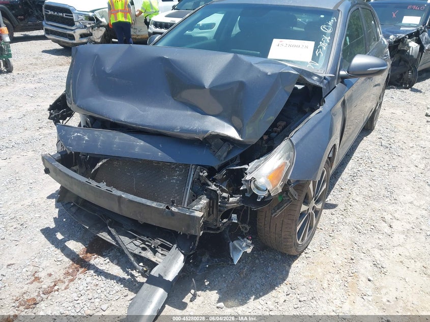 2018 Hyundai Elantra VIN KMHH35LE5JU068413 IAAI salvage auction — FRONT END, Salvage Title, sold $1,650 on 2026-07-31 (photo 6)