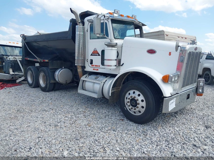 2005 Peterbilt 379 VIN 1XP5D49X35D872396 — IAAI salvage auction photo