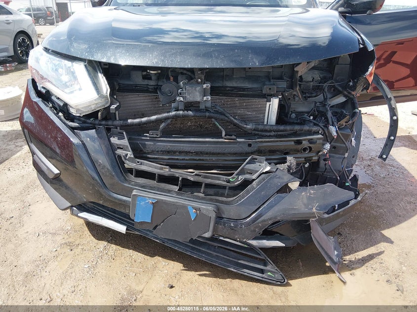 2018 Nissan Rogue VIN JN8AT2MVXJW305666 IAAI salvage auction — FRONT END, Salvage (Kansas), sold $2,000 on 2026-07-17 (photo 6)