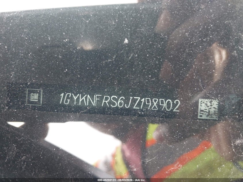 2018 Cadillac Xt5 VIN 1GYKNFRS6JZ198902 IAAI salvage auction — SIDE, Salvage Title, sold $4,450 on 2026-07-29 (photo 9)