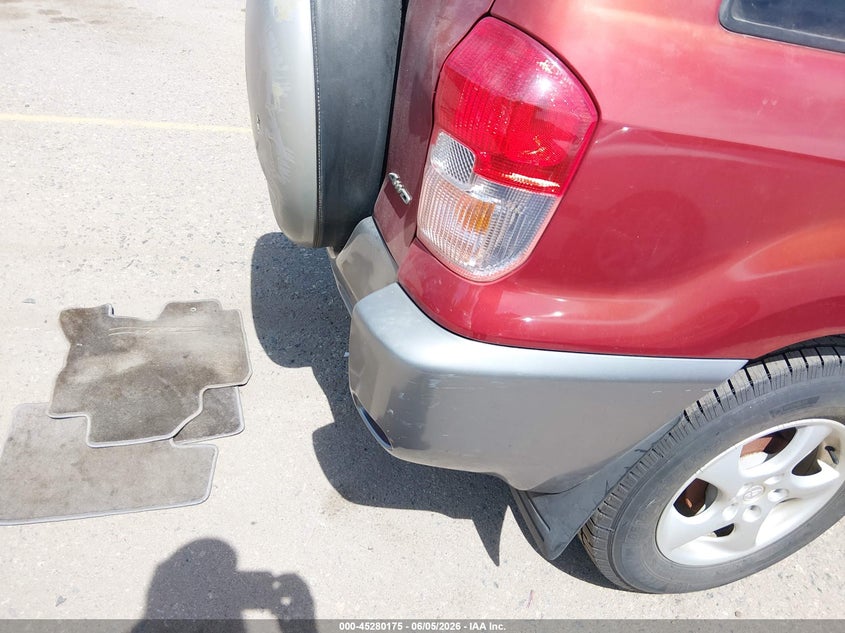 2002 Toyota Rav4 VIN JTEHH20V320140142 IAAI salvage auction — NORMAL WEAR, Clear (New Jersey), sold $125 on 2026-07-28 (photo 6)