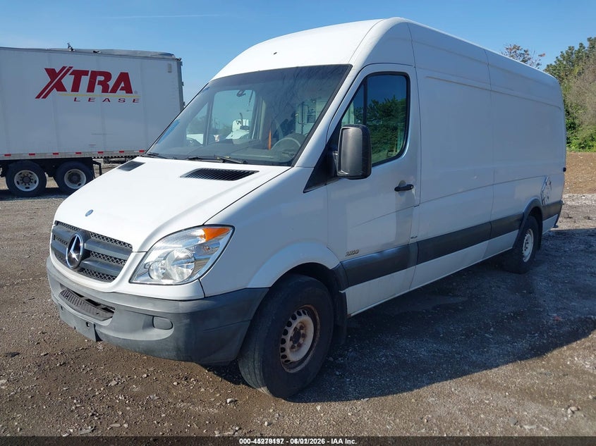 2012 Mercedes-benz Sprinter VIN WD3PE8CB7C5672506 IAAI salvage auction — LEFT & RIGHT, Clear (Pennsylvania), sold $2,025 on 2026-07-29 (photo 2)