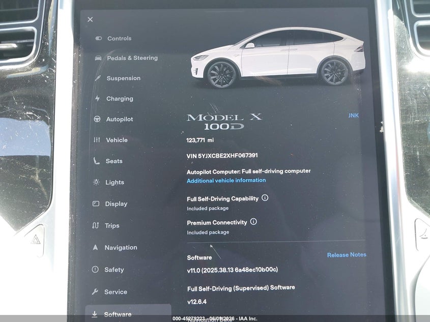 2017 Tesla Model x VIN 5YJXCBE2XHF067391 IAAI salvage auction — LEFT SIDE, Salvage Title, sold $7,100 on 2026-07-21 (photo 7)
