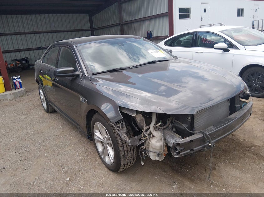2017 Ford Taurus VIN 1FAHP2E88HG118296 IAAI salvage auction — FRONT & REAR, Salvage Title, sold $3,800 on 2026-07-09 (photo 1)