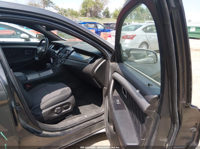 2017 Ford Taurus VIN 1FAHP2E88HG118296 IAAI salvage auction — FRONT & REAR, Salvage Title, sold $3,800 on 2026-07-09 (photo 5)