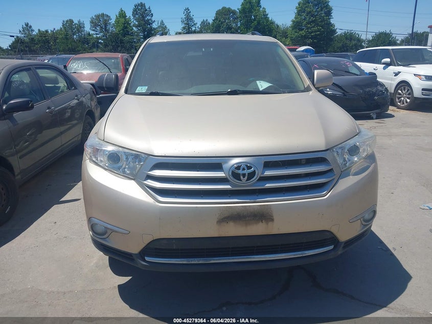 2011 Toyota Highlander VIN 5TDDK3EH5BS056849 IAAI salvage auction — NORMAL WEAR, Clear-Dealer Only (North Carolina), sold $4,150 on 2026-07-20 (photo 6)