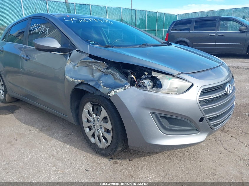 2017 Hyundai Elantra VIN KMHD35LH0HU369500 IAAI salvage auction — RIGHT FRONT, Clear (Indiana), sold $1,050 on 2026-07-21 (photo 6)