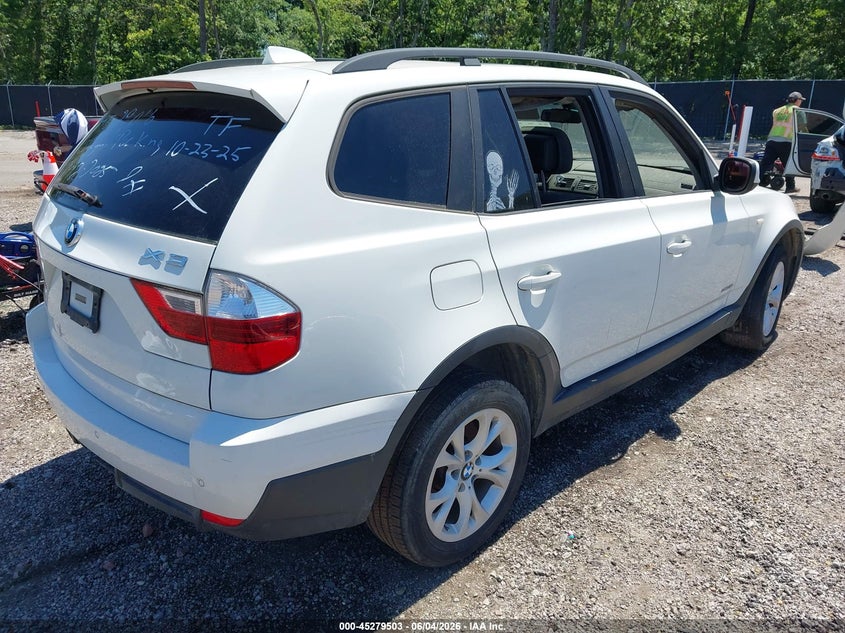 2017 BMW X5 VIN 5UXKR0C54H0U52971 IAAI salvage auction — WATER/FLOOD, Salvage (South Carolina), sold $4,000 on 2026-07-29 (photo 4)