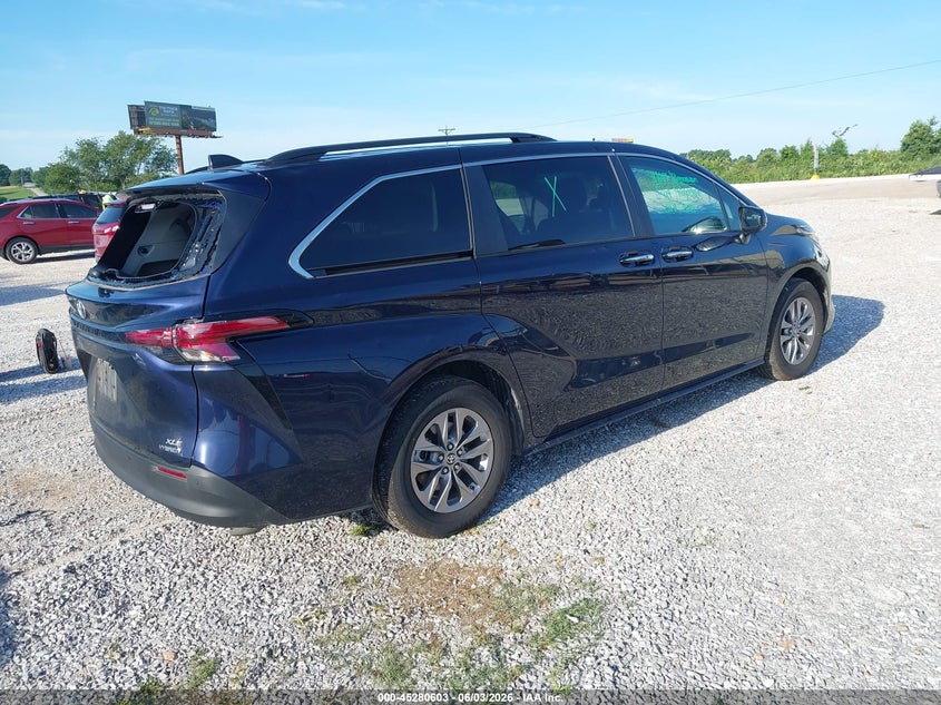 2022 Toyota Sienna VIN 5TDYSKFC9NS049549 IAAI salvage auction — HAIL, Salvage Title, sold $22,400 on 2026-07-06 (photo 4)
