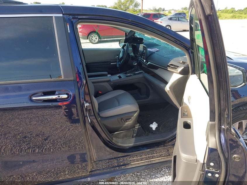 2022 Toyota Sienna VIN 5TDYSKFC9NS049549 IAAI salvage auction — HAIL, Salvage Title, sold $22,400 on 2026-07-06 (photo 5)