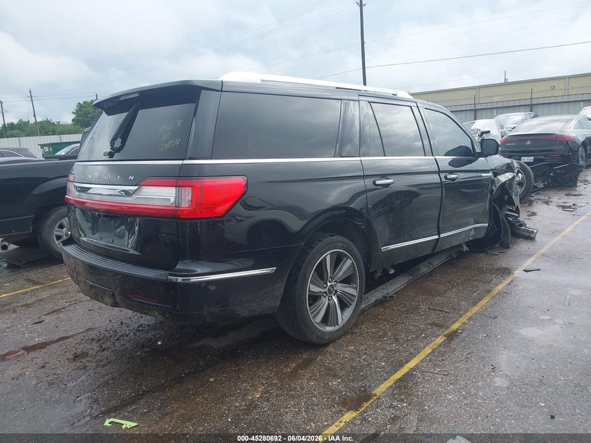 2019 Lincoln Navigator VIN 5LMJJ3LT0KEL07952 IAAI salvage auction — SIDE, Salvage Title, sold $4,300 on 2026-07-12 (photo 4)