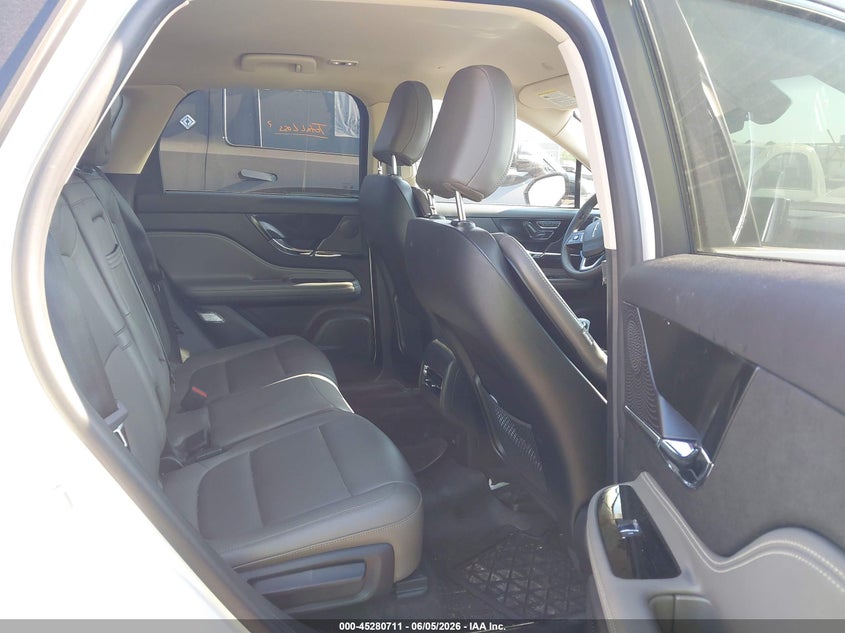 2024 Lincoln Corsair VIN 5LMCJ1DA1RUL21465 IAAI salvage auction — HAIL, Salvage Title, sold $15,050 on 2026-07-14 (photo 8)