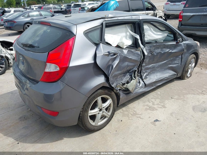 2016 Hyundai Accent VIN KMHCT5AE0GU268363 IAAI salvage auction — NORMAL WEAR, Salvage Title, sold $450 on 2026-07-13 (photo 4)