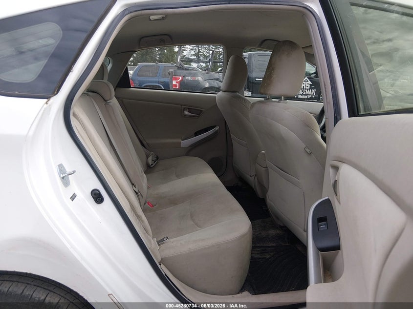 2012 Toyota Prius VIN JTDKN3DU2C0335046 IAAI salvage auction — NORMAL WEAR, Clear (Washington), sold $4,200 on 2026-07-08 (photo 8)