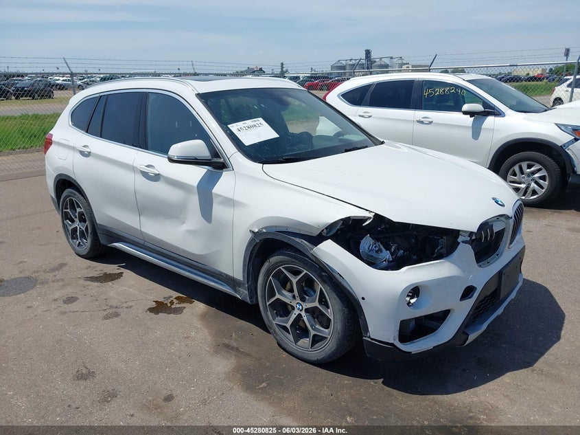 2018 BMW X1 VIN WBXHT3C39J5L31278 IAAI salvage auction — RIGHT FRONT, Salvage Title, sold $25 on 2026-07-27 (photo 1)