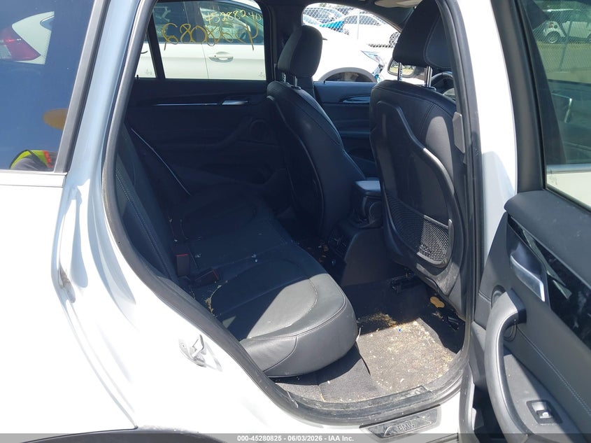 2018 BMW X1 VIN WBXHT3C39J5L31278 IAAI salvage auction — RIGHT FRONT, Salvage Title, sold $25 on 2026-07-27 (photo 8)