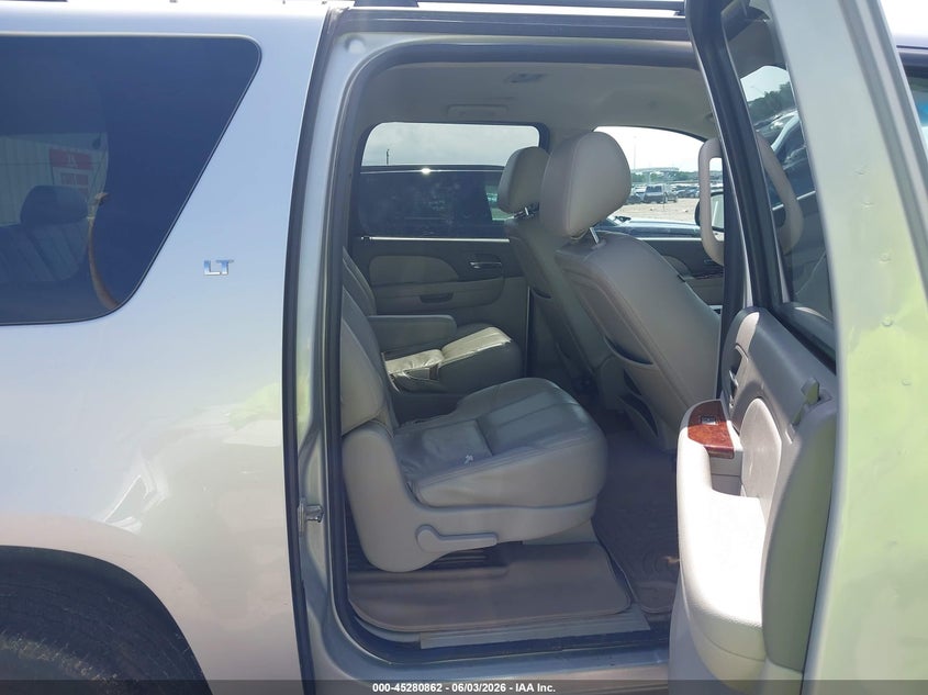 2014 Chevrolet Express VIN 1GNSCJE05ER145088 IAAI salvage auction — LEFT SIDE, Salvage (Texas), sold $1,125 on 2026-07-09 (photo 8)