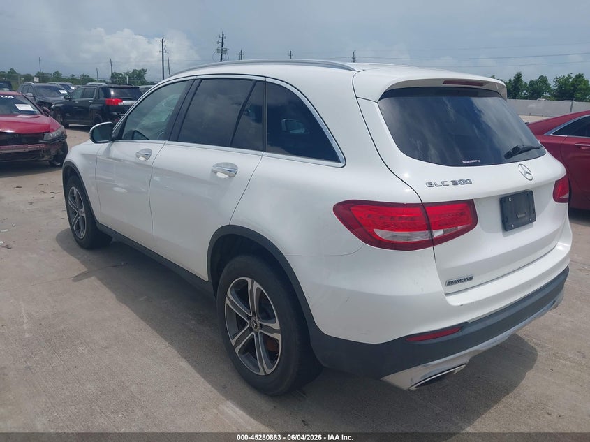 2019 Mercedes-benz Glc VIN WDC0G4JBXKV141967 IAAI salvage auction — WATER/FLOOD, Original (Texas), sold $5,500 on 2026-08-14 (photo 3)