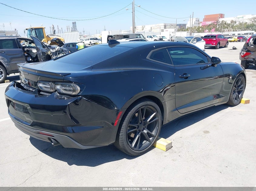 2021 Chevrolet Camaro VIN 1G1FD1RSXM0101537 IAAI salvage auction — SIDE, Salvage Title, sold $2,750 on 2026-07-22 (photo 4)
