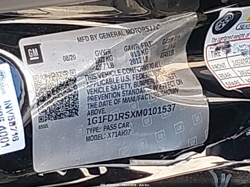 2021 Chevrolet Camaro VIN 1G1FD1RSXM0101537 IAAI salvage auction — SIDE, Salvage Title, sold $2,750 on 2026-07-22 (photo 9)