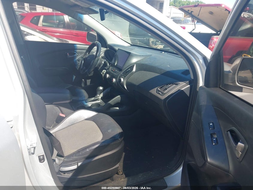 2014 Hyundai Tucson VIN KM8JUCAG7EU830900 IAAI salvage auction — REAR END, Salvage (North Carolina), sold $900 on 2026-07-06 (photo 5)