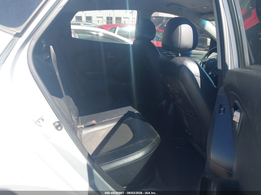 2014 Hyundai Tucson VIN KM8JUCAG7EU830900 IAAI salvage auction — REAR END, Salvage (North Carolina), sold $900 on 2026-07-06 (photo 8)