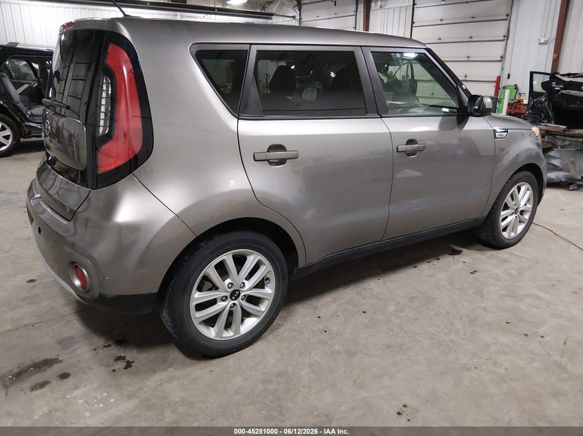 2019 Kia Soul VIN KNDJP3A50K7663977 IAAI salvage auction — HAIL, Salvage (Iowa), sold $1,900 on 2026-07-07 (photo 4)