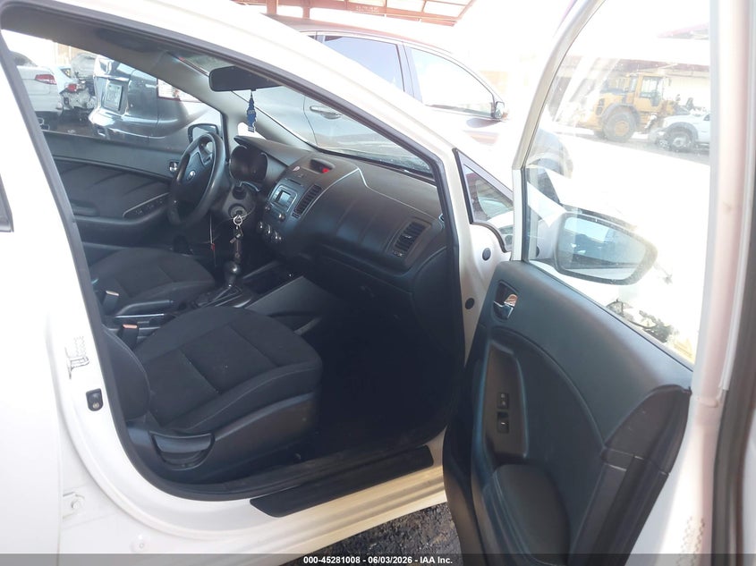 2016 Kia Forte VIN KNAFK4A64G5594343 IAAI salvage auction — FRONT END, Salvage (Arizona), sold $800 on 2026-07-07 (photo 5)