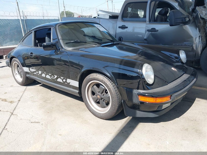 1987 Porsche 911 VIN WP0AB0917HS122882 — IAAI salvage auction photo