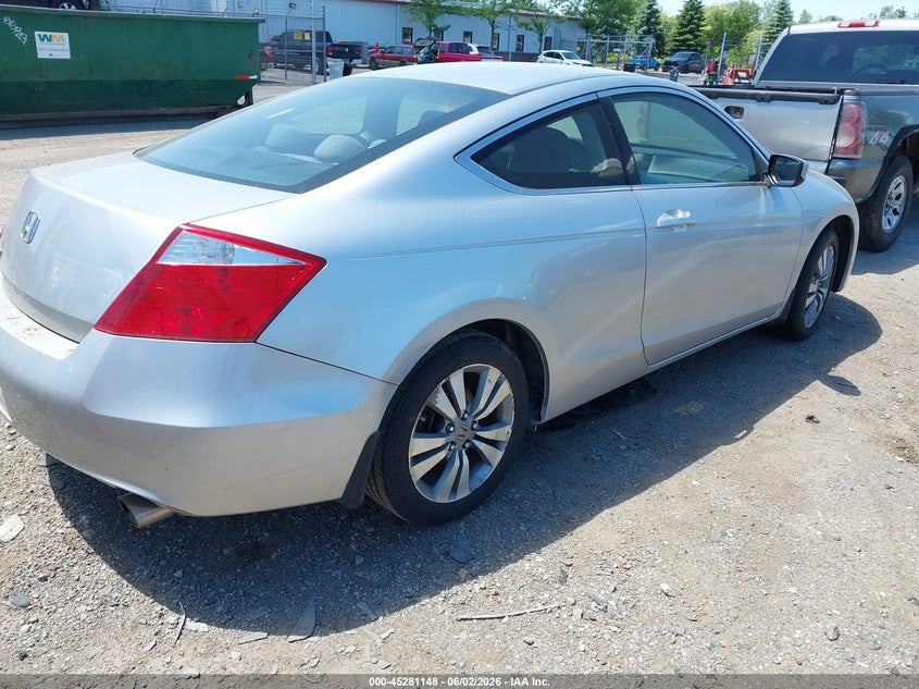 2010 Honda Accord VIN 1HGCS1B37AA000160 IAAI salvage auction — NORMAL WEAR, Clear (Michigan), sold $500 on 2026-07-09 (photo 4)