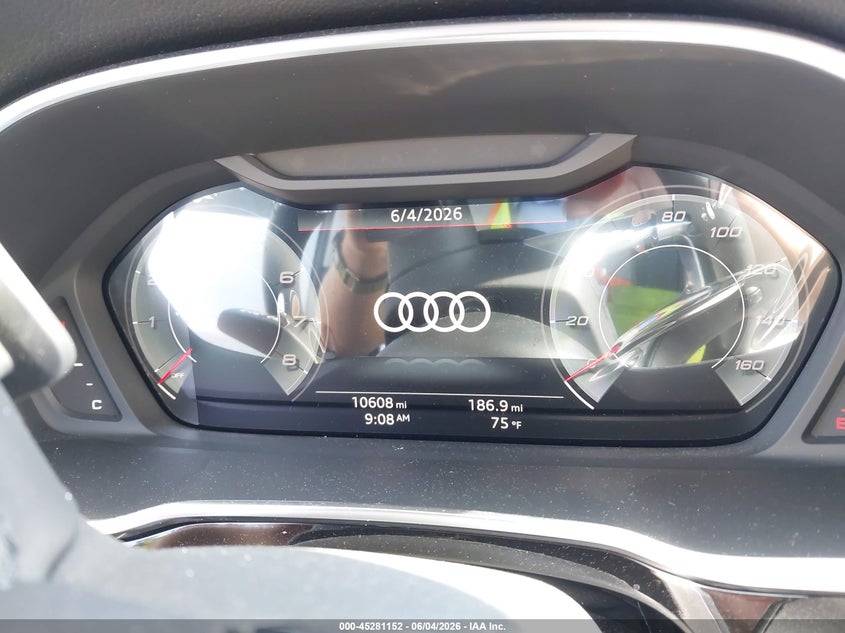 2022 Audi Q3 VIN WA1EECF31N1045406 IAAI salvage auction — RIGHT FRONT, Salvage Title, sold $9,500 on 2026-08-26 (photo 7)