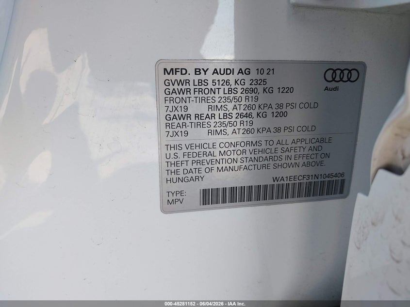 2022 Audi Q3 VIN WA1EECF31N1045406 IAAI salvage auction — RIGHT FRONT, Salvage Title, sold $9,500 on 2026-08-26 (photo 9)