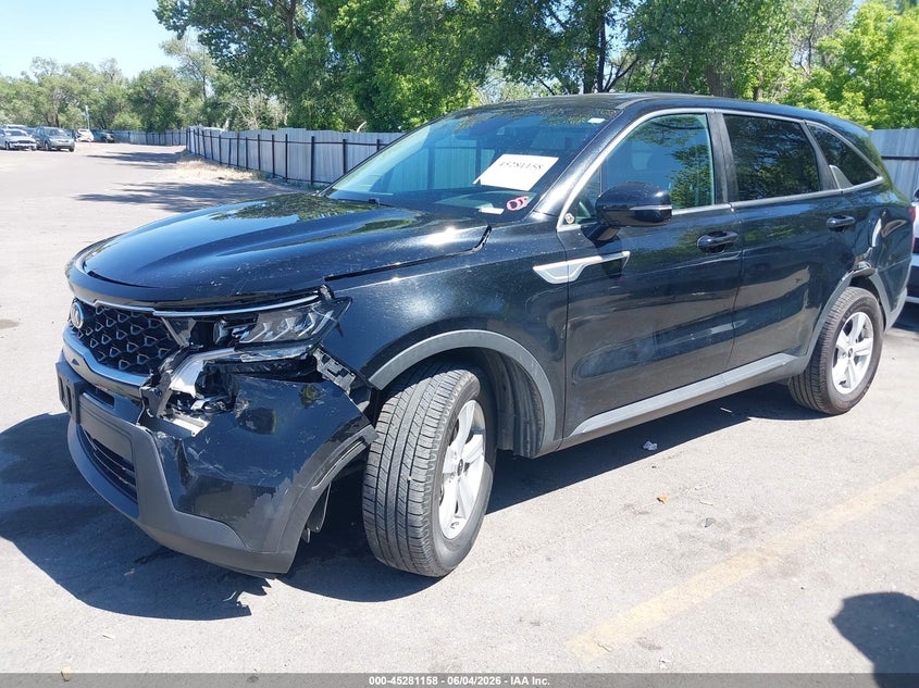2021 Kia Sorento VIN 5XYRGDLC8MG018746 IAAI salvage auction — LEFT FRONT, Salvage Title, sold $5,550 on 2026-07-23 (photo 2)
