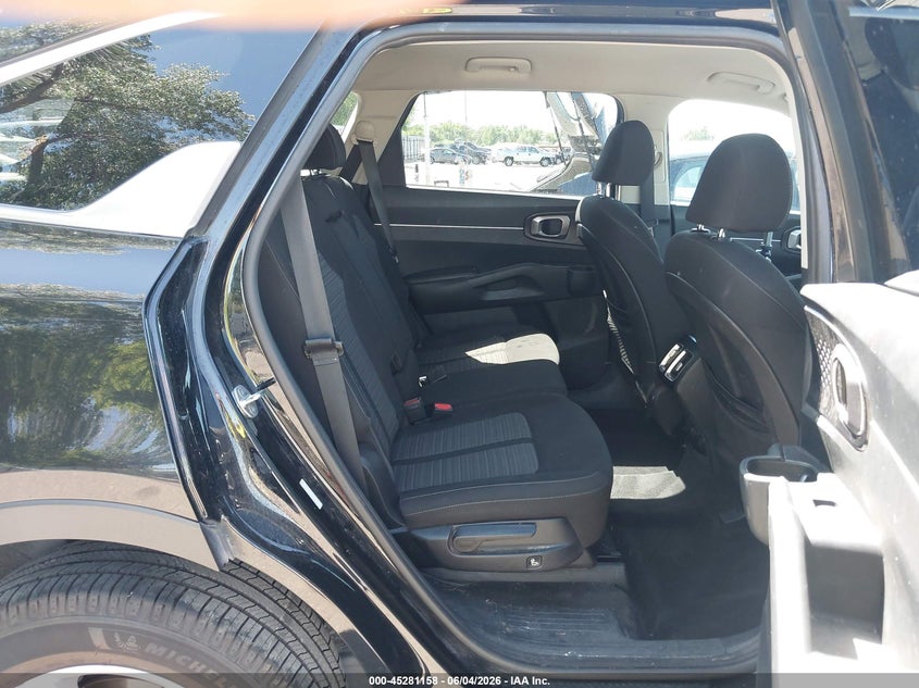 2021 Kia Sorento VIN 5XYRGDLC8MG018746 IAAI salvage auction — LEFT FRONT, Salvage Title, sold $5,550 on 2026-07-23 (photo 8)