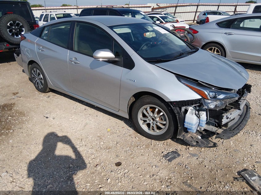 2021 Toyota Prius VIN JTDL9MFU4M3030675 IAAI salvage auction — FRONT END, Salvage Title, sold $5,500 on 2026-07-23 (photo 1)