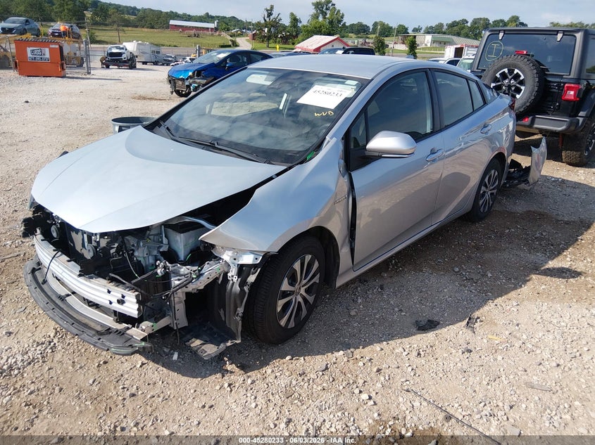 2021 Toyota Prius VIN JTDL9MFU4M3030675 IAAI salvage auction — FRONT END, Salvage Title, sold $5,500 on 2026-07-23 (photo 2)