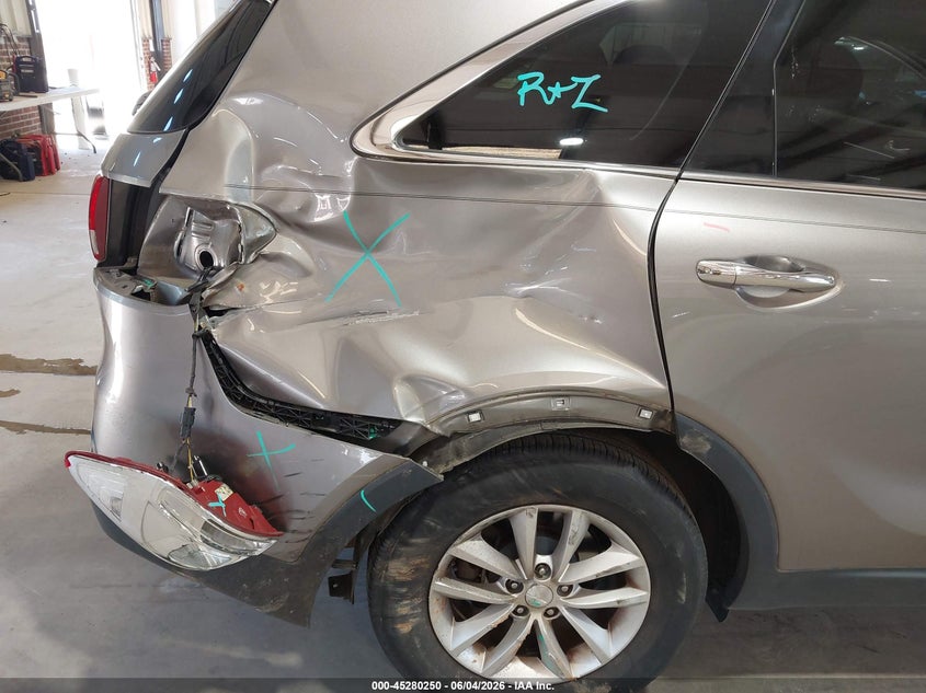 2018 Kia Sorento VIN 5XYPG4A32JG408831 IAAI salvage auction — RIGHT REAR, Salvage Title, sold $2,250 on 2026-07-16 (photo 6)