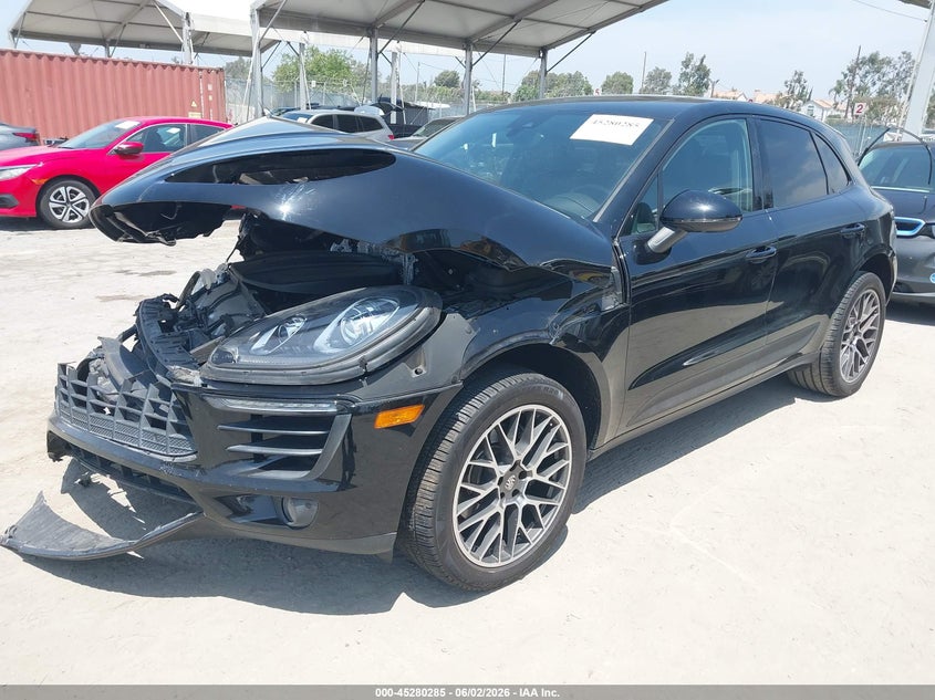 2018 Porsche Macan VIN WP1AA2A54JLB01340 IAAI salvage auction — RIGHT FRONT, Salvage (California), sold $4,050 on 2026-07-29 (photo 2)