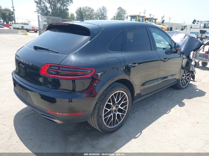 2018 Porsche Macan VIN WP1AA2A54JLB01340 IAAI salvage auction — RIGHT FRONT, Salvage (California), sold $4,050 on 2026-07-29 (photo 4)